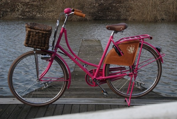 Candy Pink Granny, een fiets van BRINKHAUS
